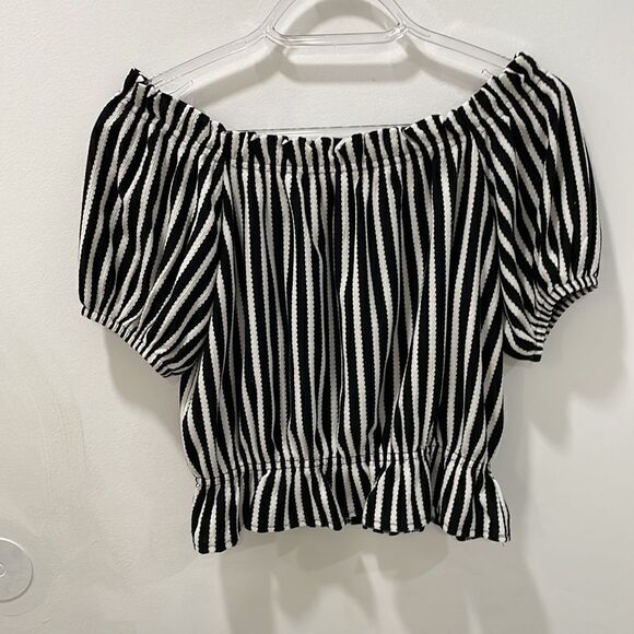 H&M black white stripe off-shoulder crop top small - Picture 2 of 4